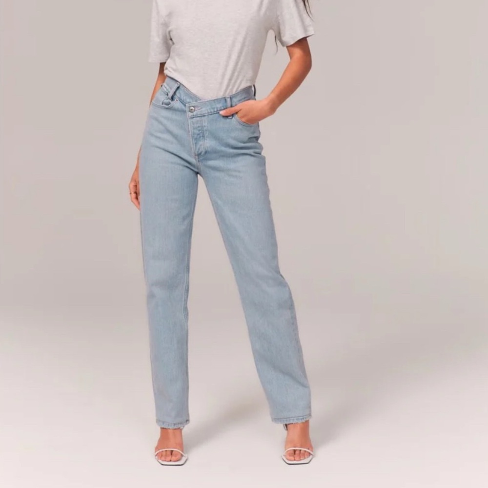 Abercrombie & Fitch High Rise Criss-Cross Waist Denim Dad Jeans